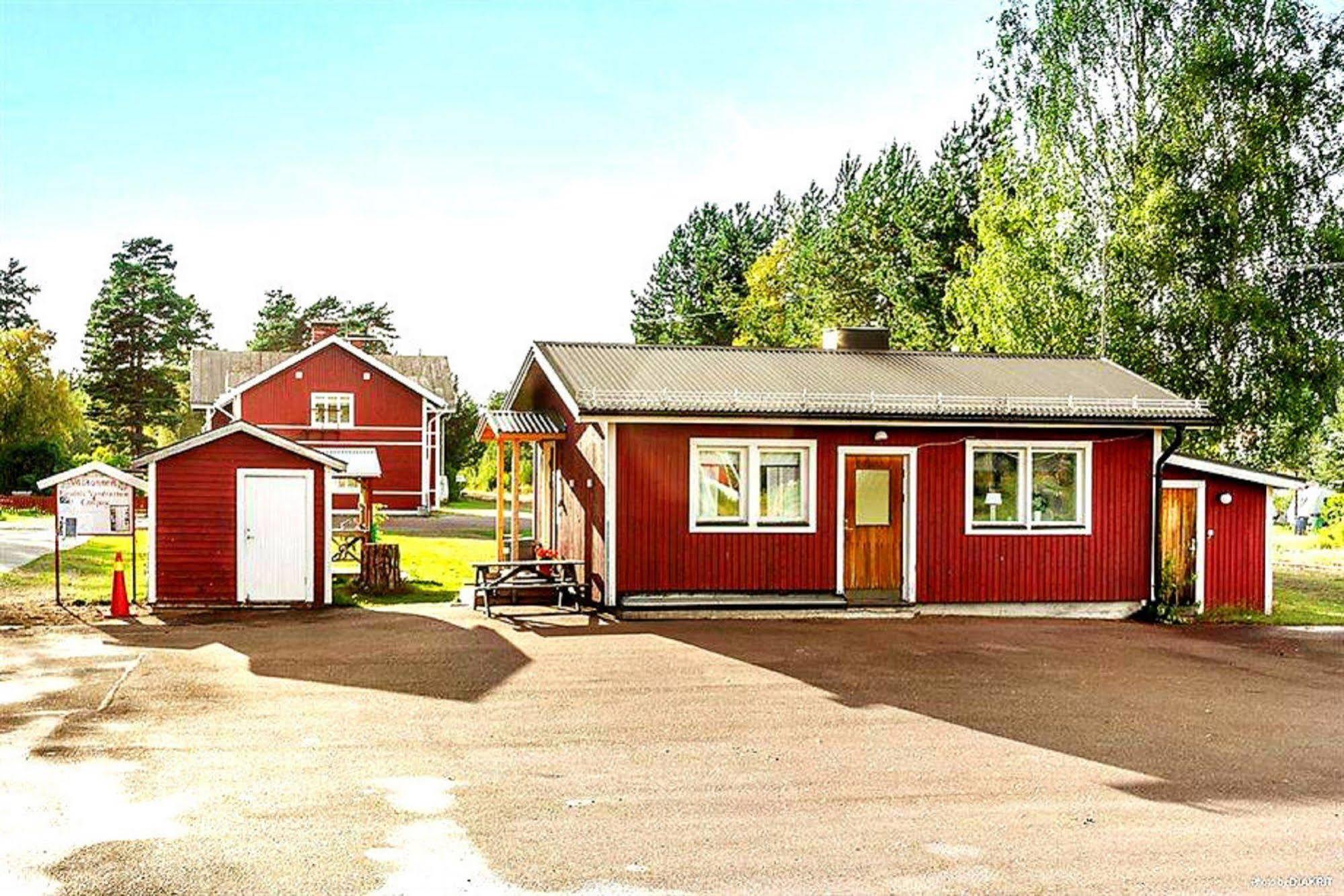 Furudals Vandrarhem Och Sjoecamping Extérieur photo